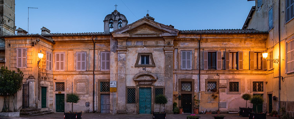 poli piazza conti